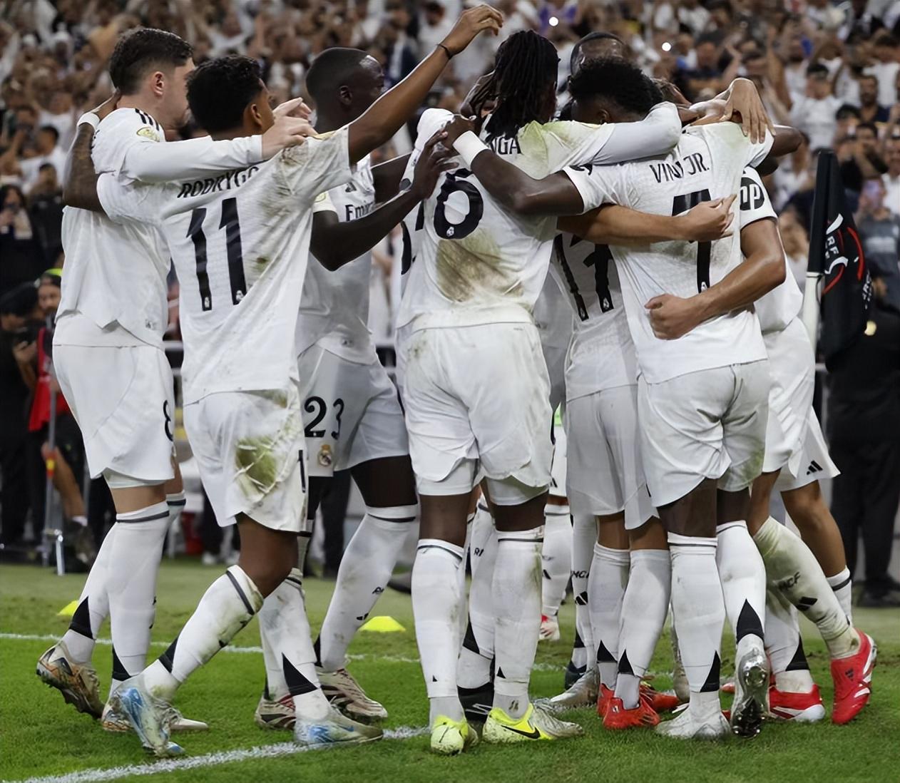 3-0、3-1！足坛一夜！皇马3-0会师巴萨，利雅得胜利2025年首胜