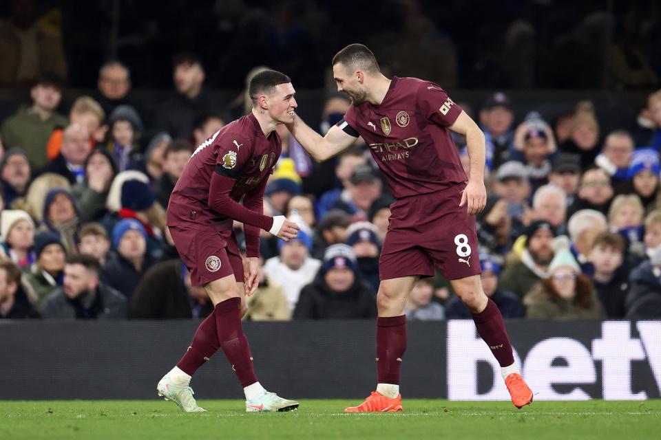 6-0！曼城王者归来 5轮不败回英超前4 福登2射1传 哈兰德第17分钟
