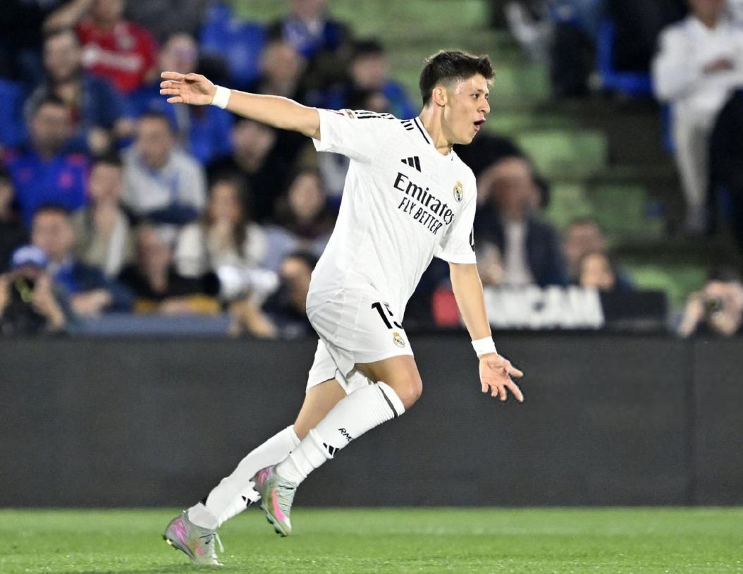 1-0！土耳其天才世界波，皇马小胜赫塔菲，雪藏主力只为死磕巴萨