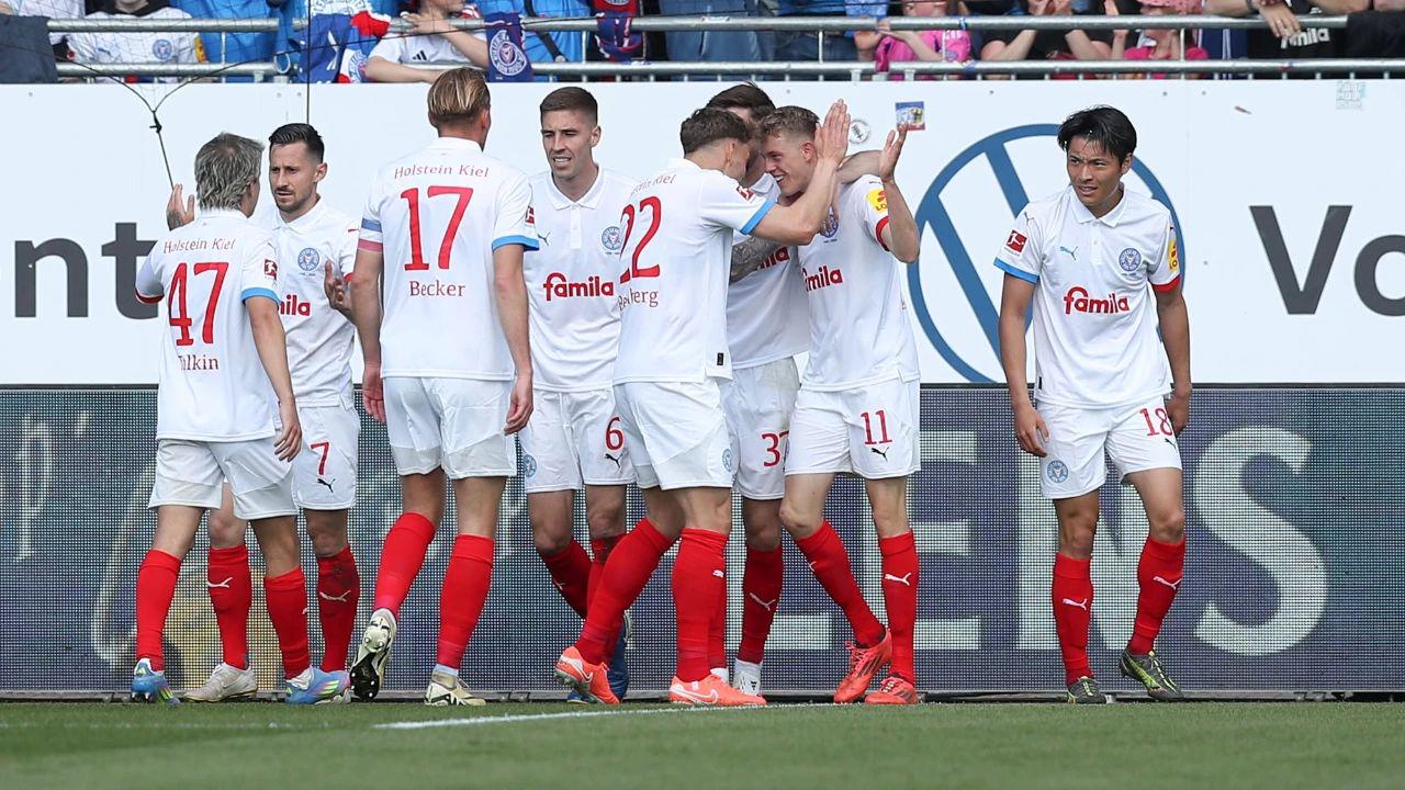 4-3，绝杀！德甲爆冷！日本球员轰2球救主，保级