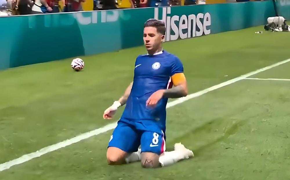 2-0！切尔西首胜难掩进攻低迷，两大球星遭质疑，东道主空门不进