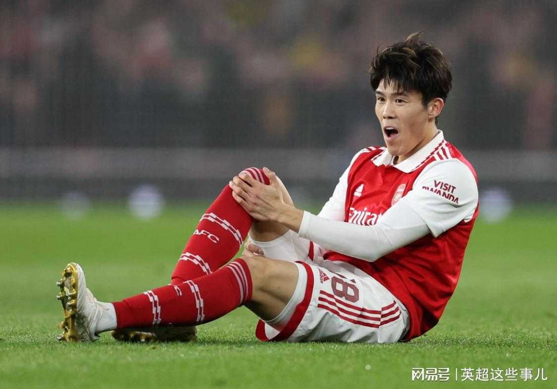 4年伤缺550天！26岁日本球星遭英超豪门解约，1年前身价3500万欧