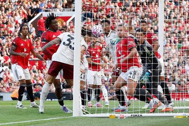 曼联0-1阿森纳！英超开门黑！遭角球挡拆战术，6成控球得势不得分